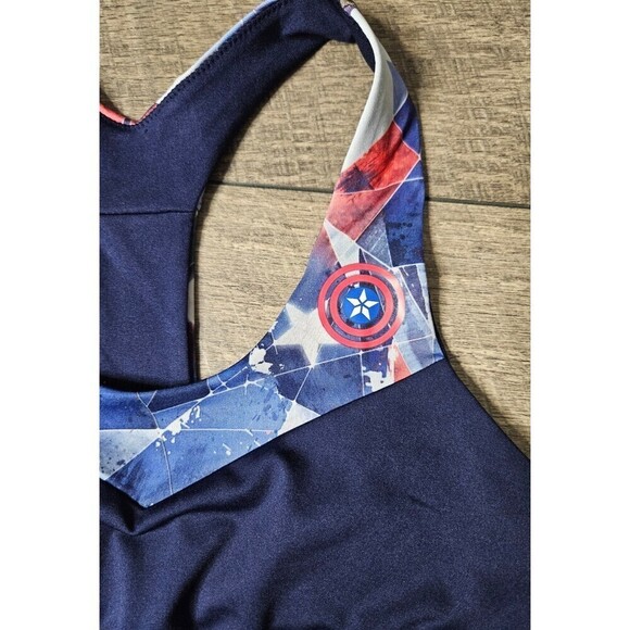Her Universe Marvel Captain America Sports Bra - Picture 3 of 5